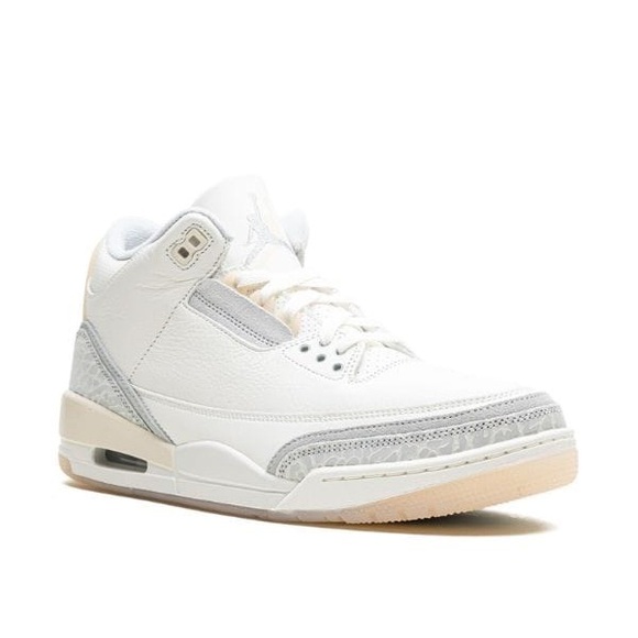Air Jordan 3 Retro Craft "Ivory" sneakers - Picture 2 of 6